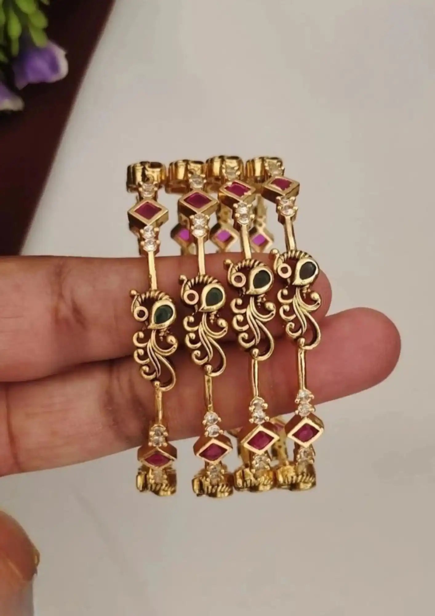 Kundan Bangles Set Imitation Jewellery Online | Sonaaz India
