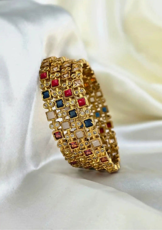 Kundan Bangles Set Imitation Jewellery Online | Sonaaz India