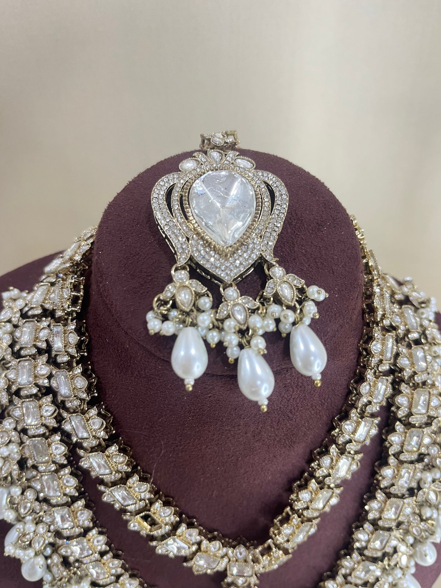 Double Layered AD Necklace Set - Pearl