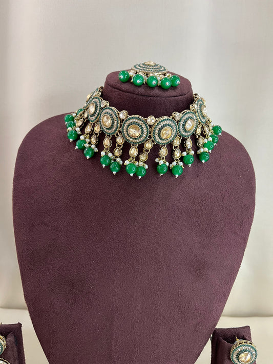 AD Choker Set With Paasa - Emerald Beads