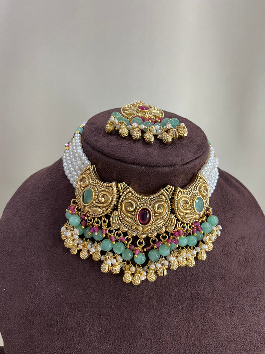 Heritage Rajwadi Choker Set With Tika - Ruby Green