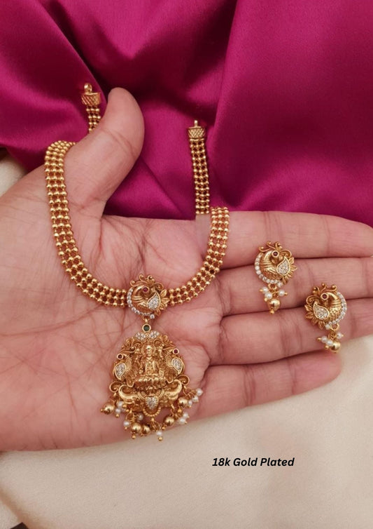 Kundan temple jewelry gold plated necklace with earrings
