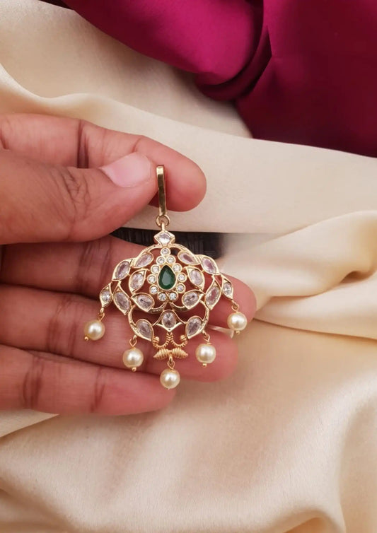 Kundan stone gold plated mangtikka