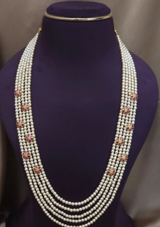 Kundan stone  and pearls necklace