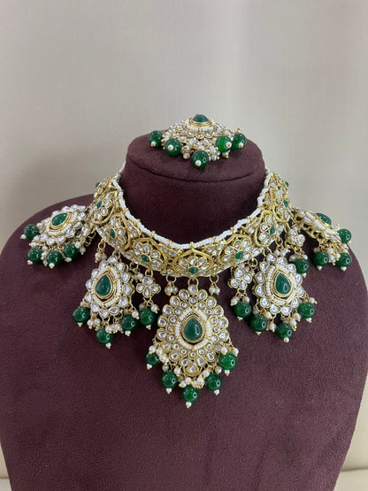 Paachi Kundan Choker Set With Tika - Emerald Beads