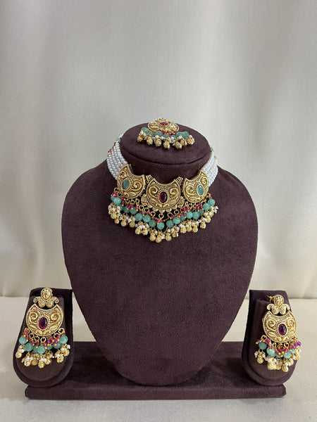 Heritage Rajwadi Choker Set With Tika - Ruby Green