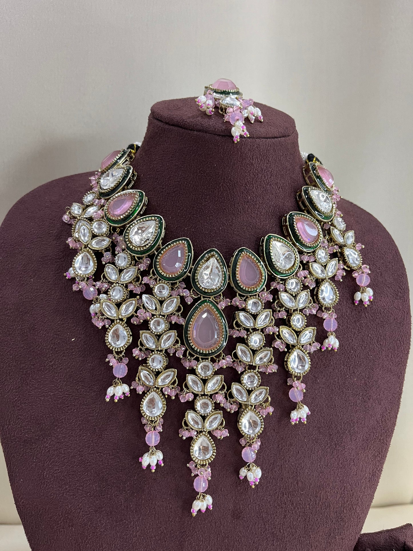 Paachi Kundan Necklace Set With Tika - Pink Kundan