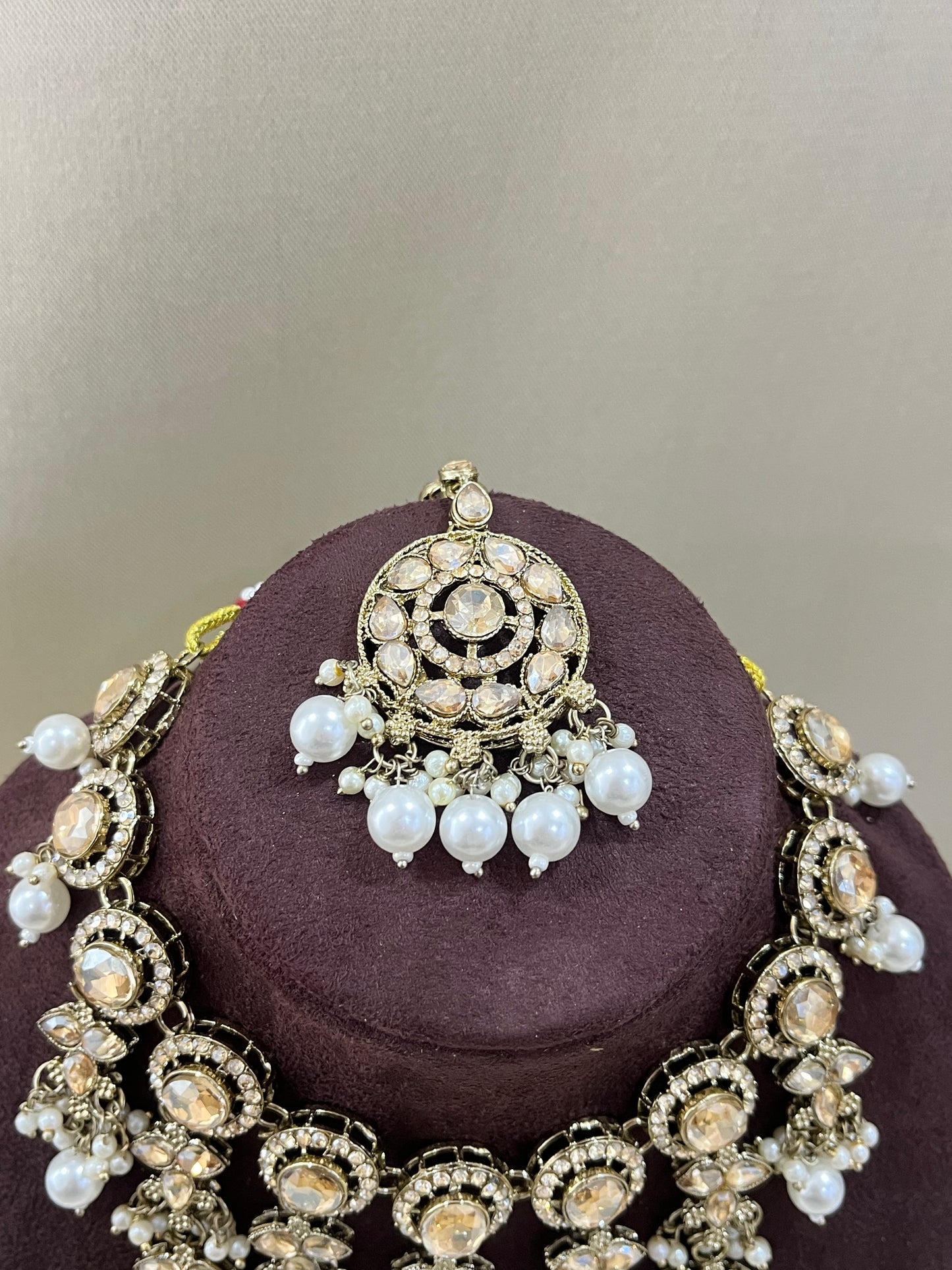 Kundan Necklace V Neck Set - Pearl White