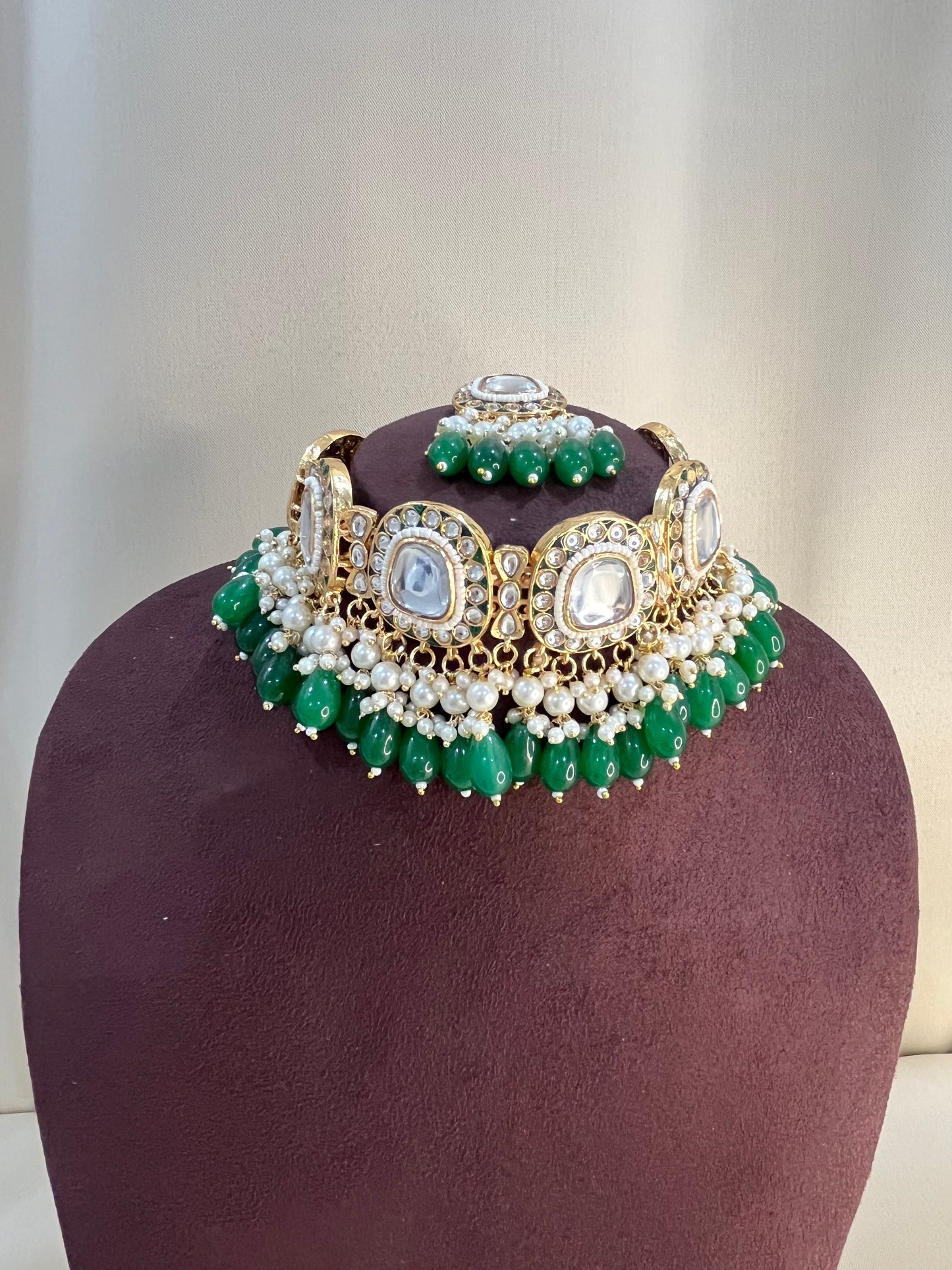 Polki Kundan Choker Set - Emerald Pearl