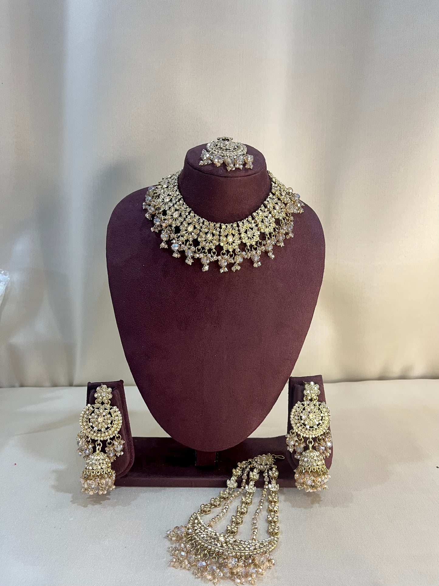 Reverse AD Kundan Choker Set With Pasa - Gold