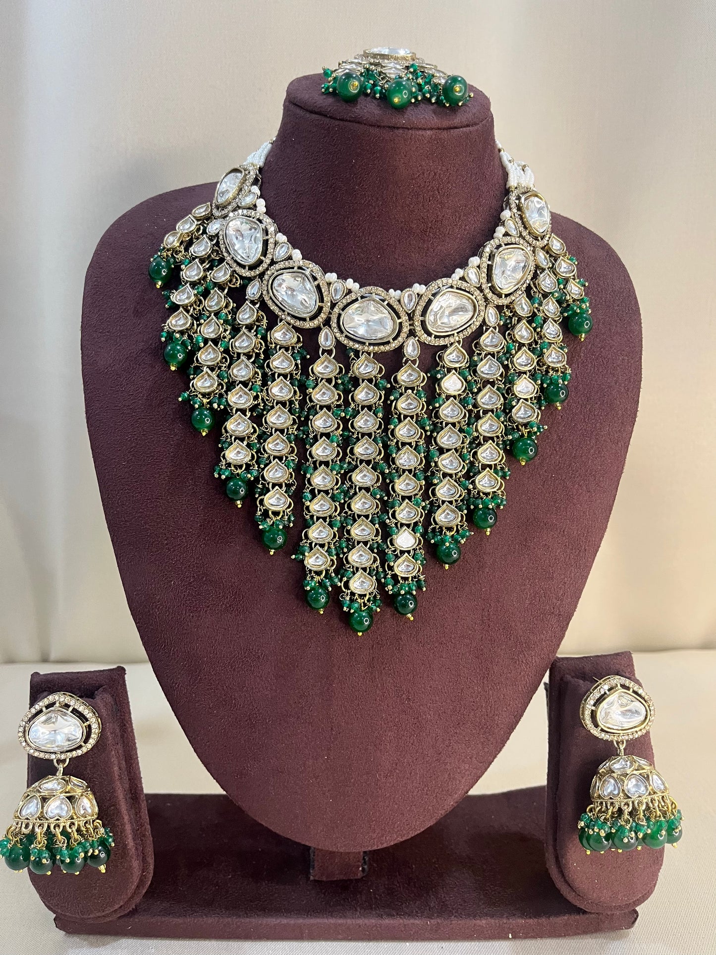 Moissanite Kundan V Neck Full Necklace Set - Emerald
