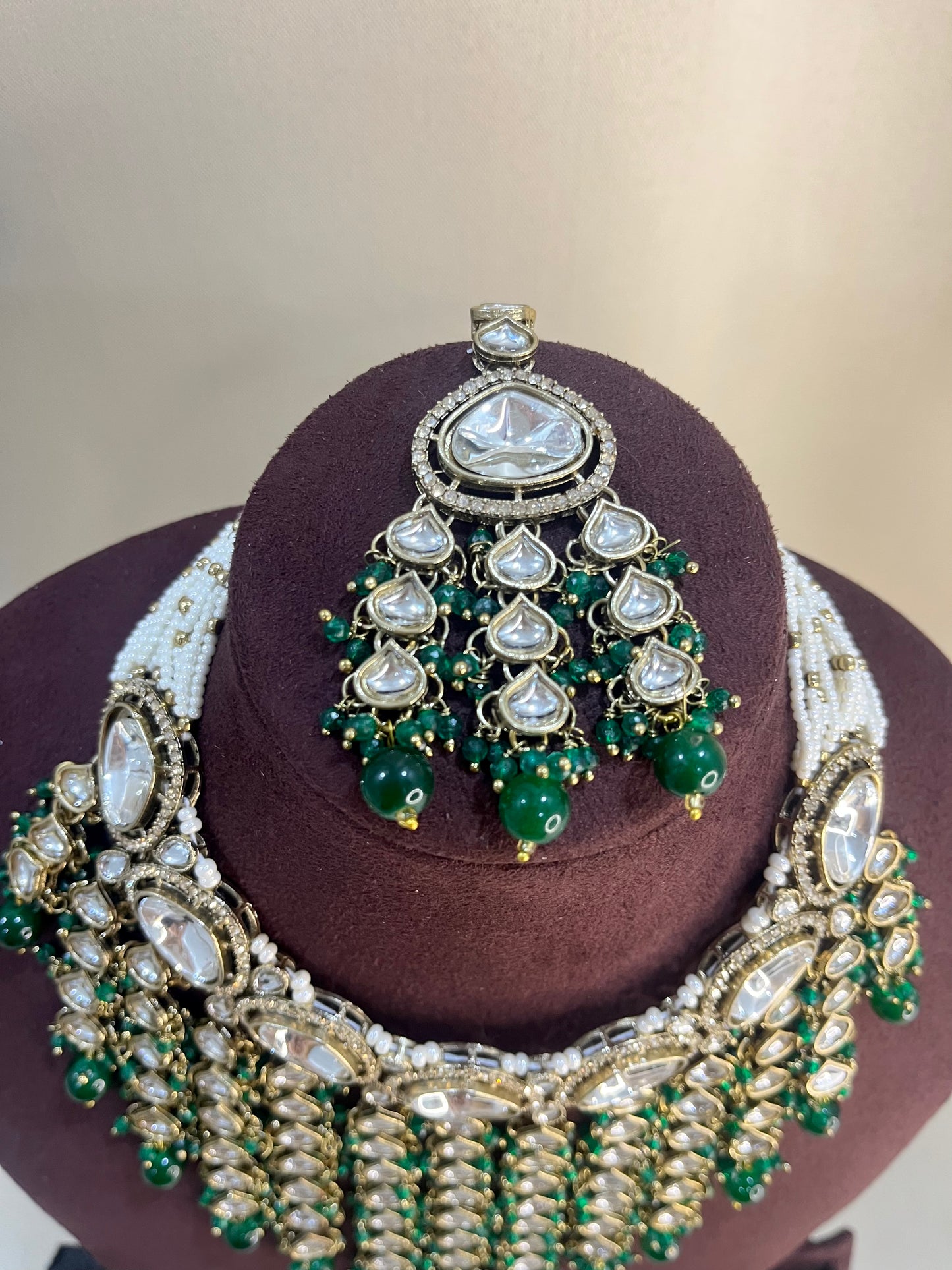 Moissanite Kundan V Neck Full Necklace Set - Emerald