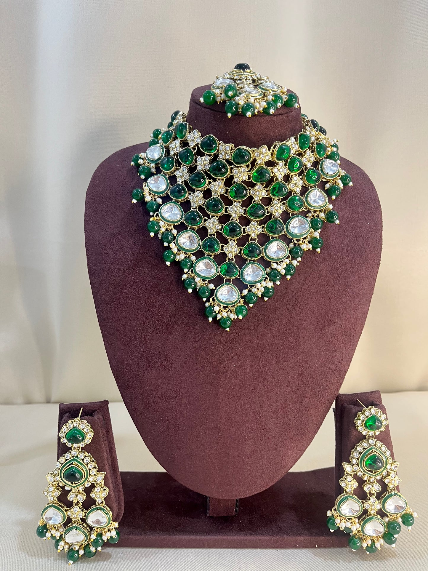 Moissanite Kundan V Neck Necklace Set - Emerald Green