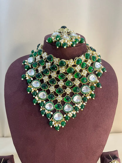 Moissanite Kundan V Neck Necklace Set - Emerald Green